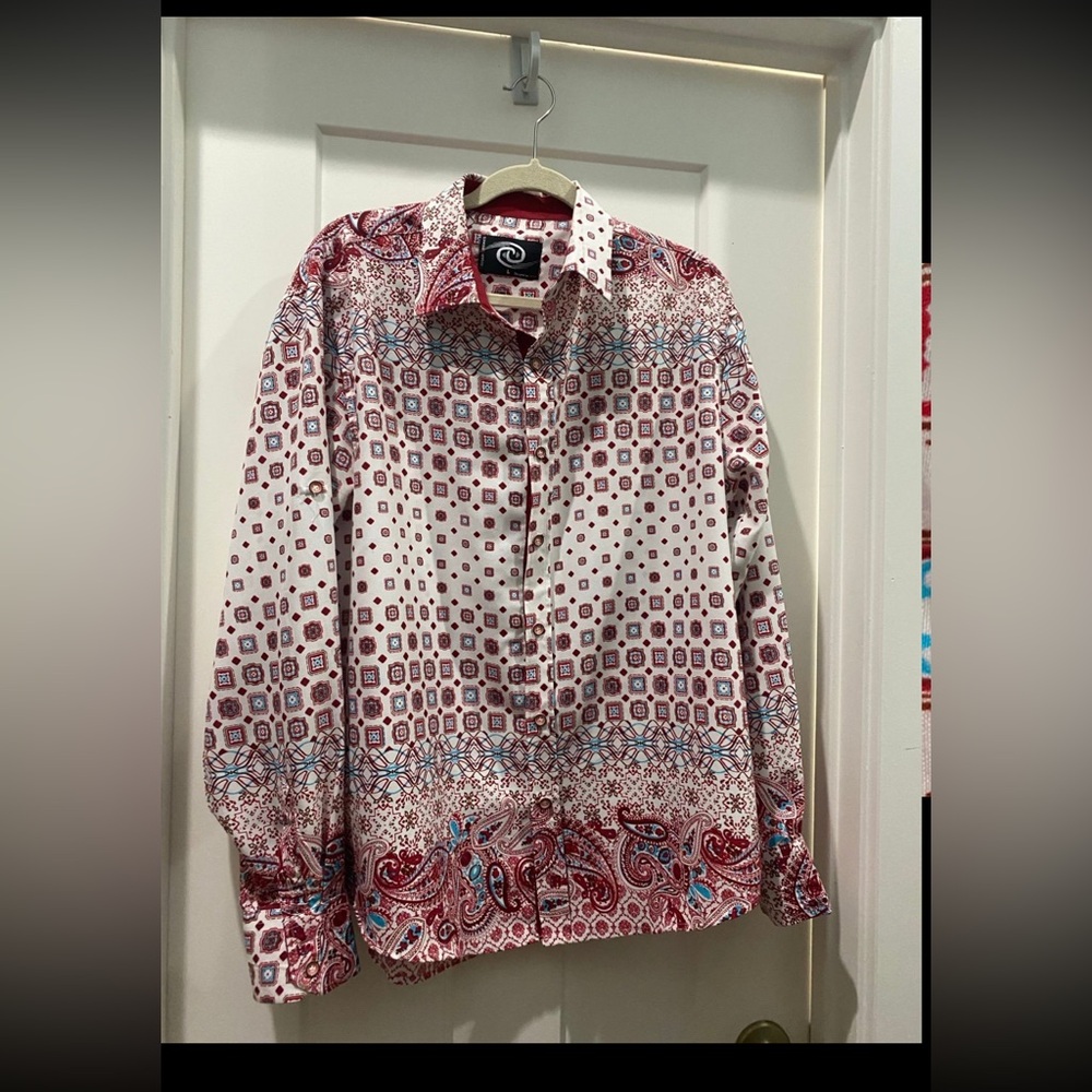 Caviar dremes button down dress shirt. Size large